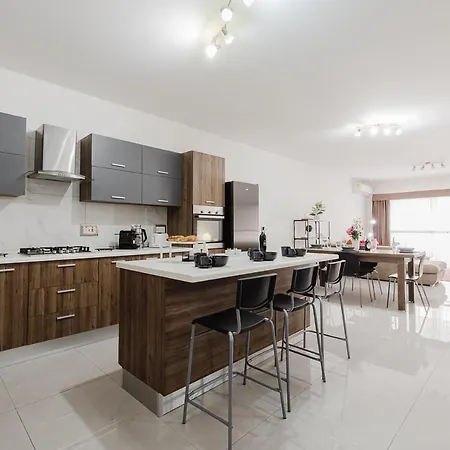 Appartement Manor Court-stunning Qawra 2bed By Homely St. Paul's Bay