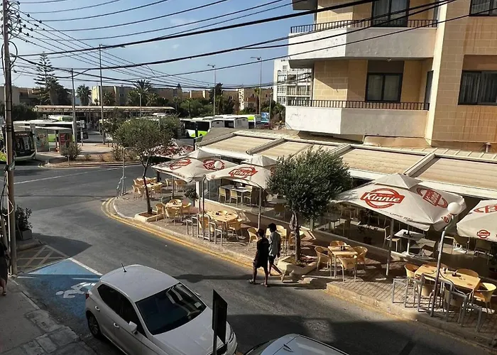 Manor Court-stunning Qawra 2bed By Homely St. Paul's Bay