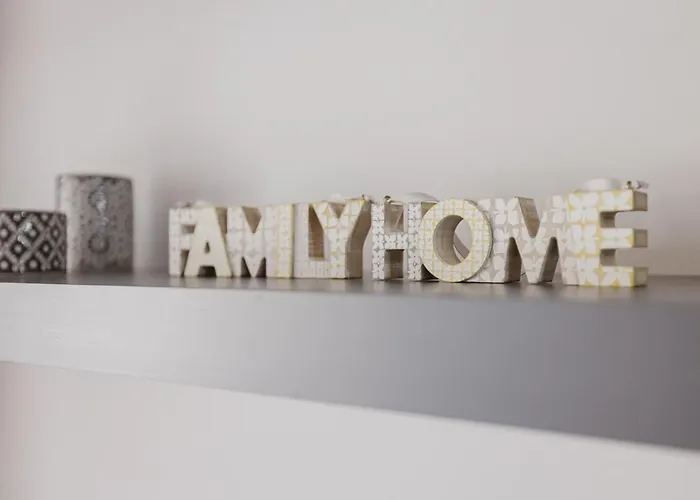 Manor Court-stunning Qawra 2bed By Homely St. Paul's Bay