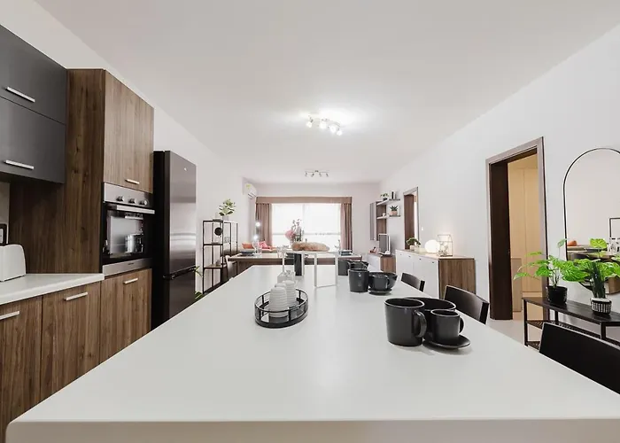 Manor Court-stunning Qawra 2bed By Homely * St. Paul's Bay