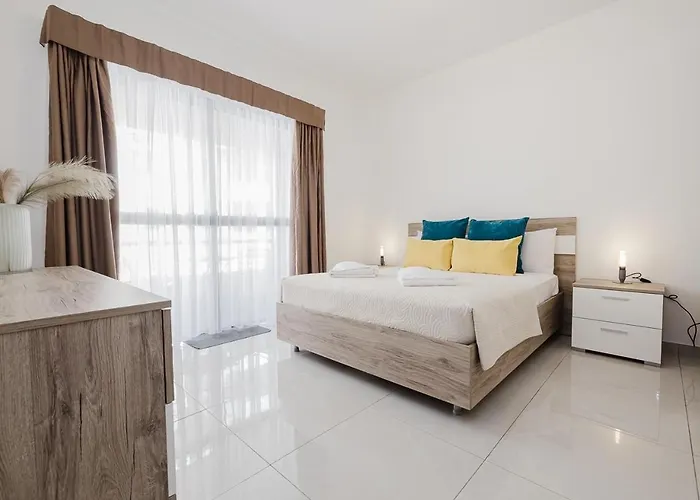 Manor Court-stunning Qawra 2bed By Homely