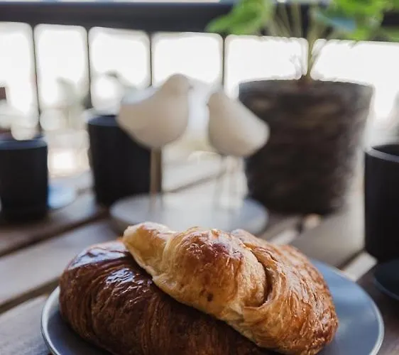 Manor Court-stunning Qawra 2bed By Homely Apartment