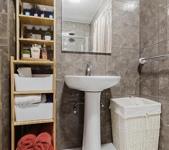 Apartment Manor Court-stunning Qawra 2bed By Homely St. Paul's Bay