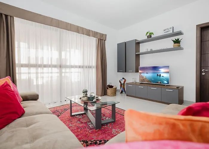 Manor Court-stunning Qawra 2bed By Homely