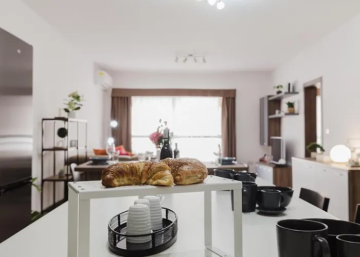 Apartment Manor Court-stunning Qawra 2bed By Homely